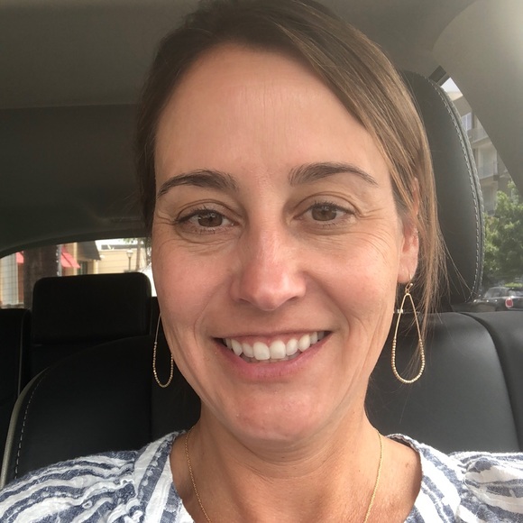 Meet your Posher, Valorie - Picture 1 of 1